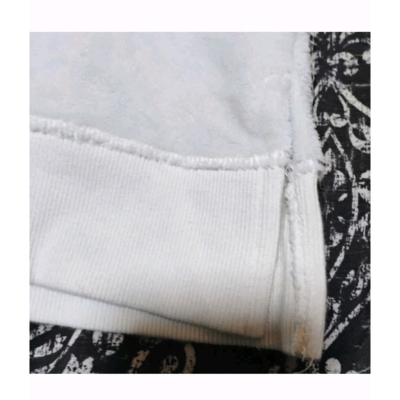Wondershop Soft White Pajama Top - Picture 8 of 11